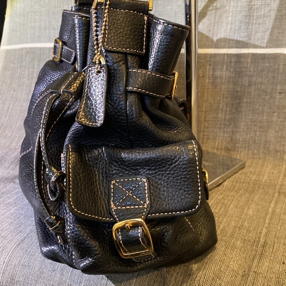 MAXX New York pebbled black leather shoulder bag - Picture 3 of 8
